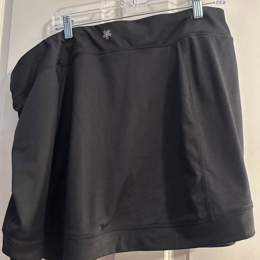 Black Athletic Skort 2x - Picture 3 of 5